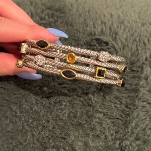 🪩 2000s Bangle With Studs